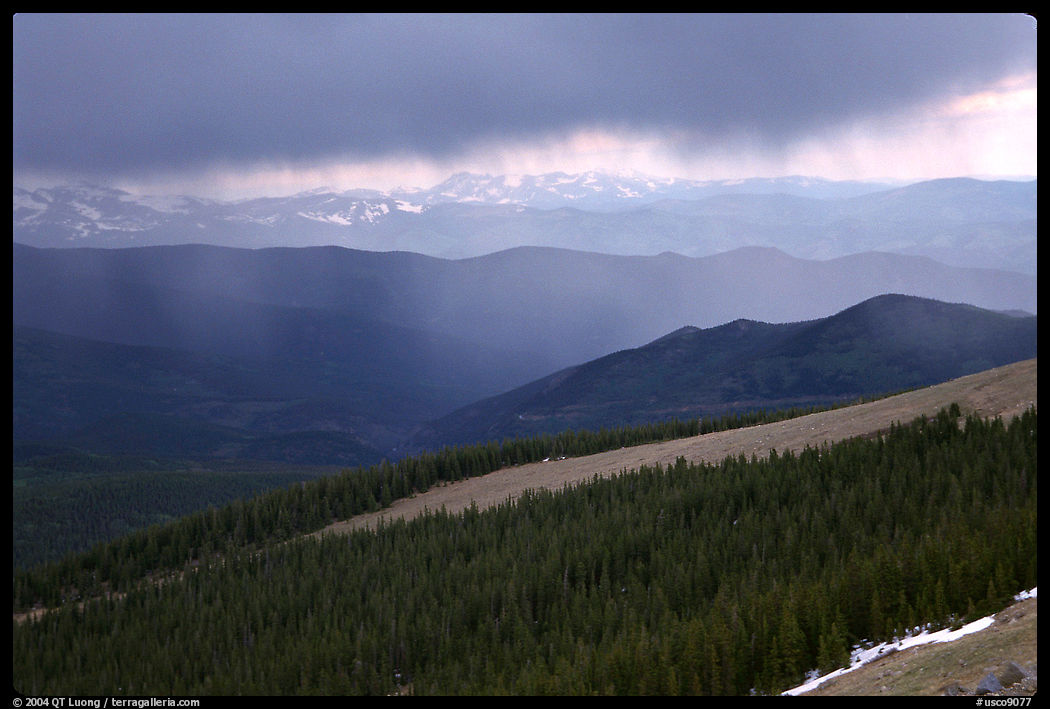 Storm, Mt Evans. Colorado, USA
