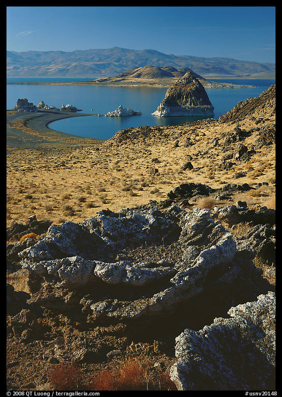 Pyramid Lake. USA