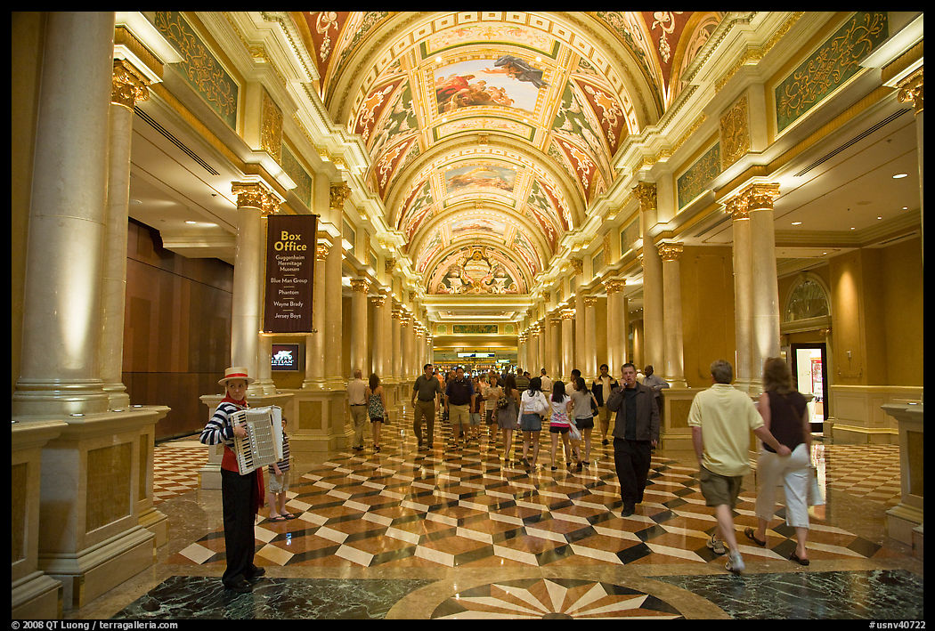 Gallery and accordeon player, Venetian casino. Las Vegas, Nevada, USA