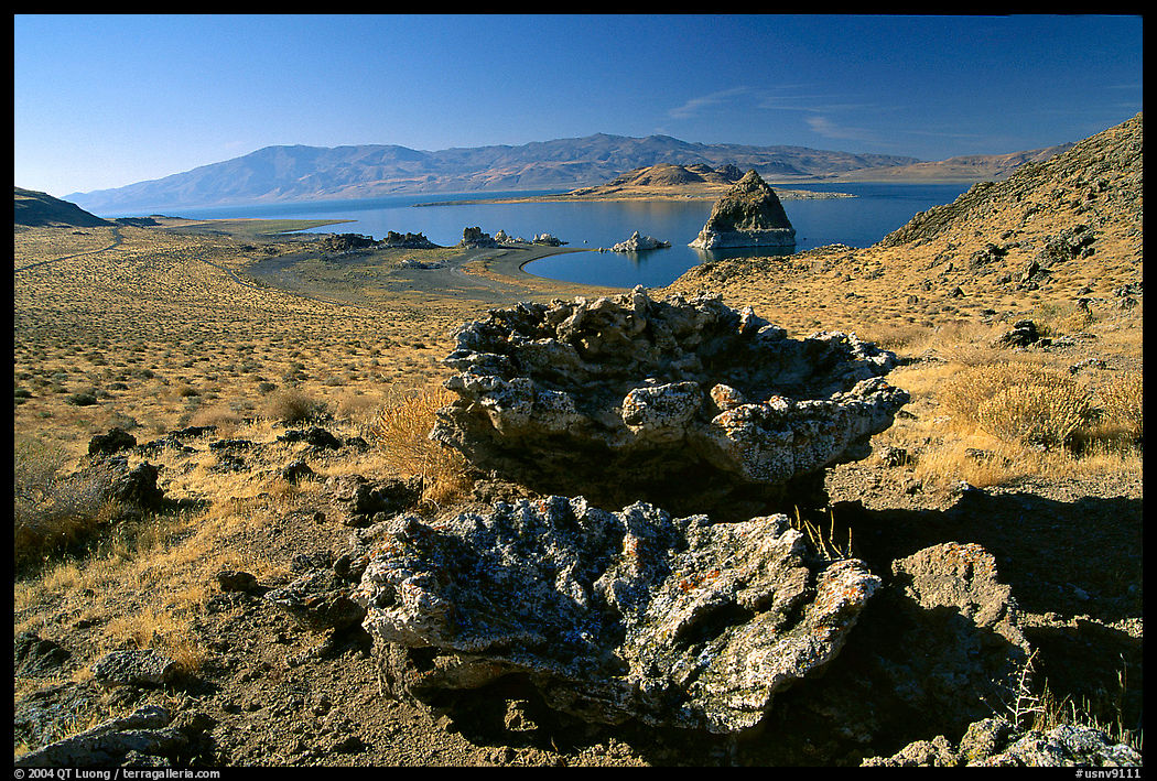 Pyramid Lake. USA