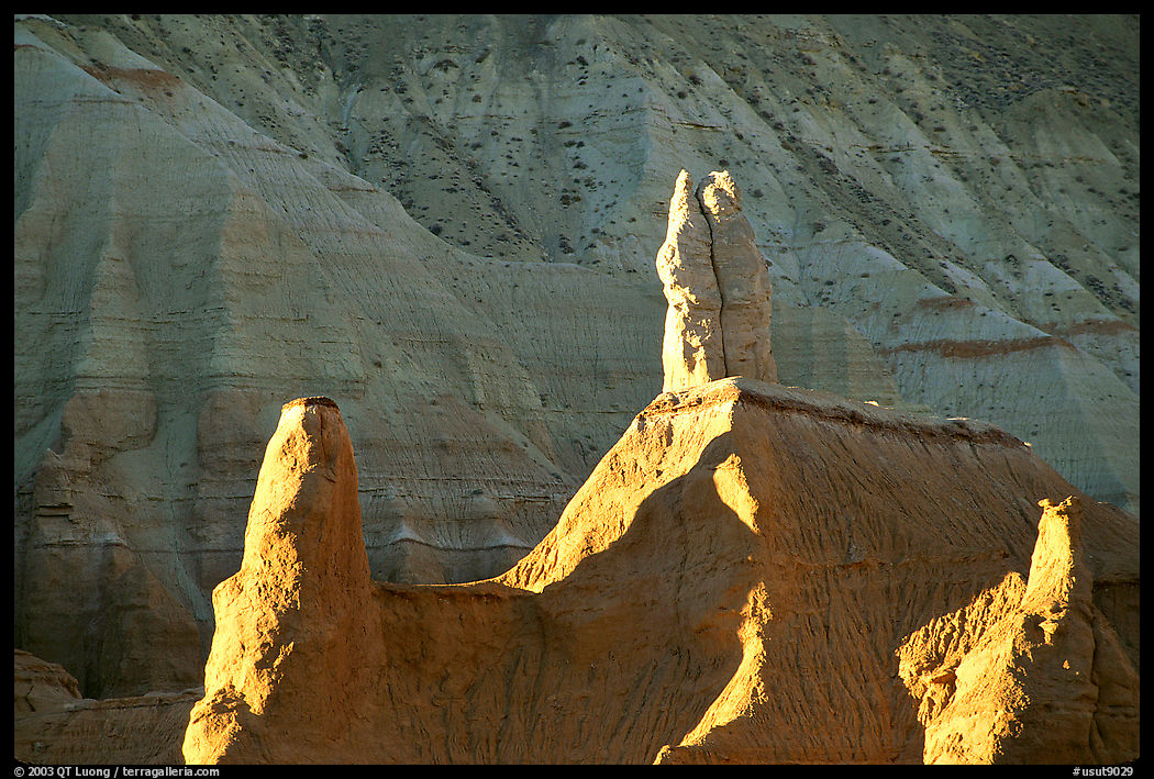 Large Entrada sandstone monoliths, Kodachrome Basin State Park. Utah, USA