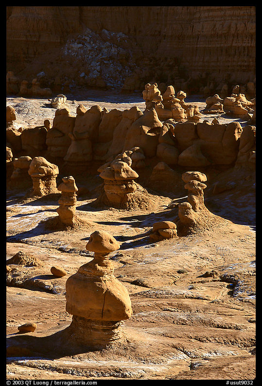 Goblins, early morning, Goblin Valley State Park. Utah, USA