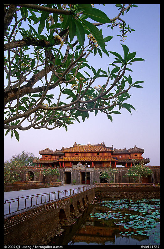 Ngo Mon Gate (Moon Gate), Hue citadel. Hue, Vietnam