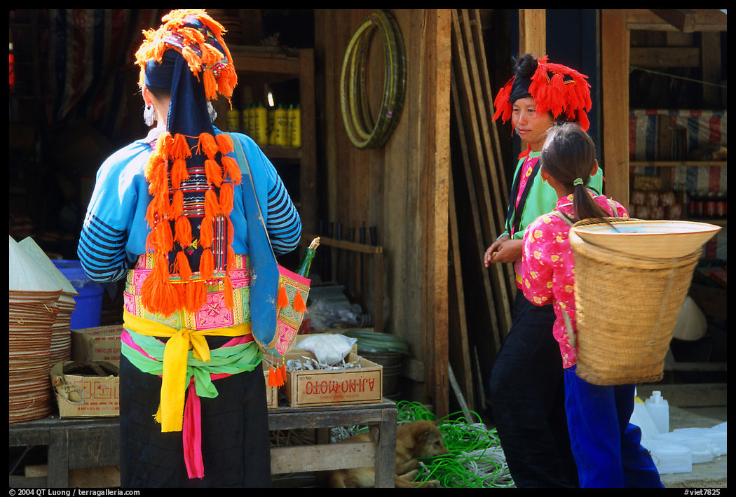 Dzao women, Tuan Giao. Northwest Vietnam