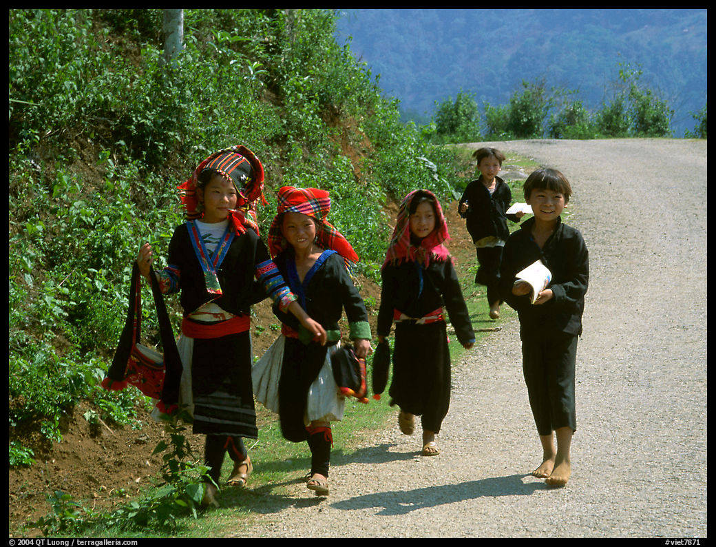 Hmong kids returning from school, near Lai Chau. Northwest Vietnam