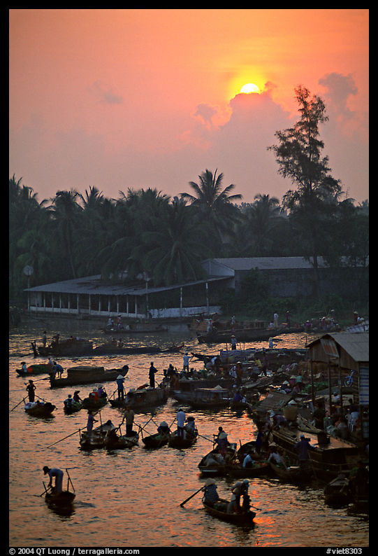 River activity at sunrise. Can Tho, Vietnam
