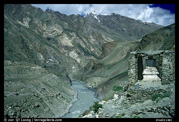 Covered chorten river valley, Zanskar, Jammu and Kashmir. India