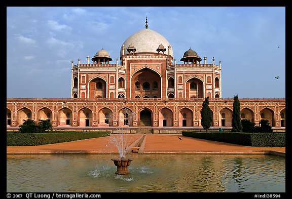 Humayun's tomb. New Delhi, India (color)