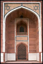 Side alcove, Humayun's tomb. New Delhi, India ( color)