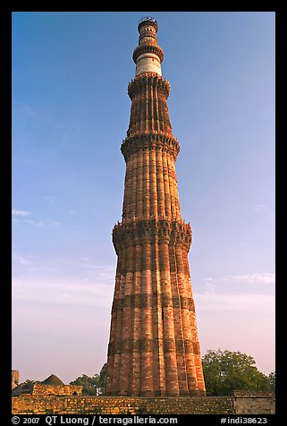 73-meter high tower of victory, Qutb Minar. New Delhi, India (color)