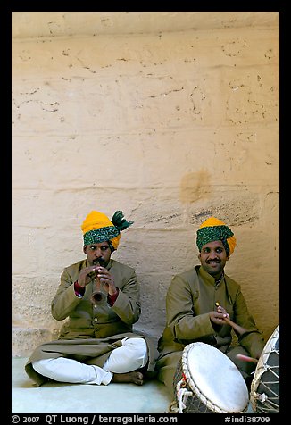 Musicians, Mehrangarh Fort. Jodhpur, Rajasthan, India (color)