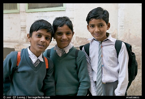 Schoolboys in uniform. Jodhpur, Rajasthan, India (color)