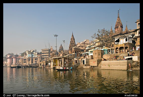 Ganges riverbank, morning. Varanasi, Uttar Pradesh, India (color)