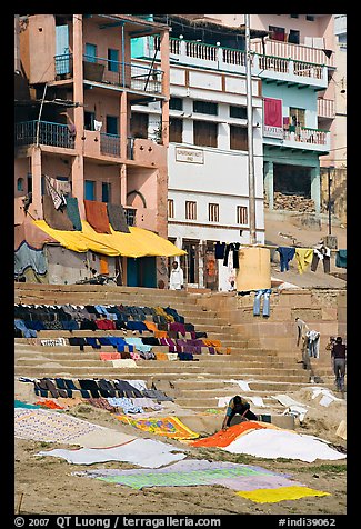 Laundry being dried on steps, Kshameshwar Ghat. Varanasi, Uttar Pradesh, India (color)