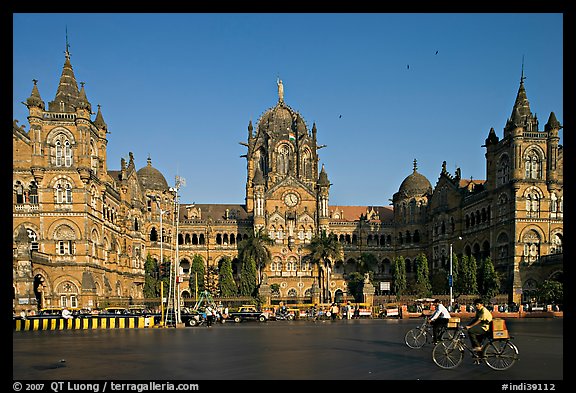 Chhatrapati Shivaji Terminus (Victoria train station), late afternoon. Mumbai, Maharashtra, India (color)