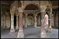 Pilars in octogonal plan inside Jehangiri Mahal, Agra Fort. Agra, Uttar Pradesh, India