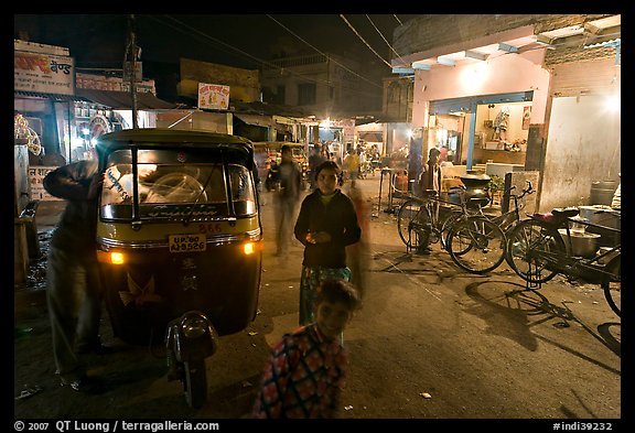 Rickshaw and street by night, Taj Ganj. Agra, Uttar Pradesh, India