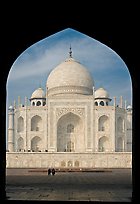 Taj Mahal framed by arch of Jawab. Agra, Uttar Pradesh, India
