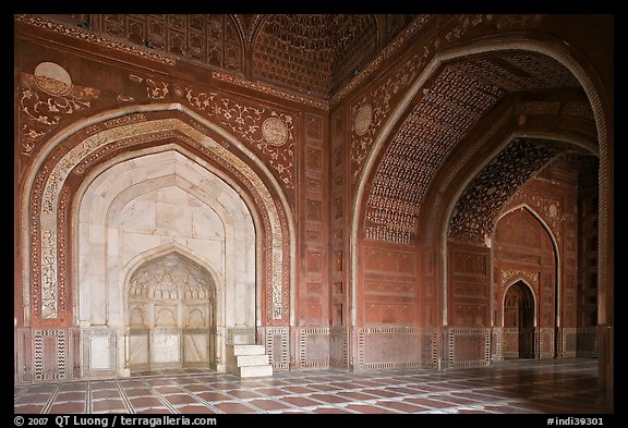 Side sanctuary of Taj Mahal masjid. Agra, Uttar Pradesh, India (color)