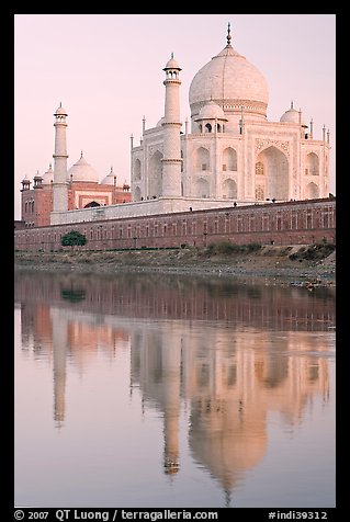 Taj Mahal and Jawab reflected in Yamuna River, sunset. Agra, Uttar Pradesh, India