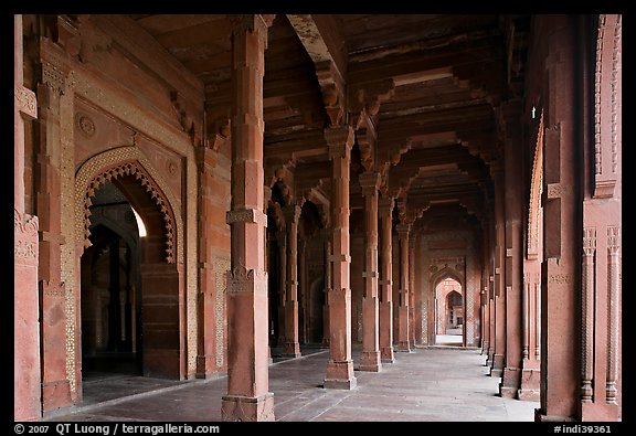 Arches and prayer hall, Dargah mosque. Fatehpur Sikri, Uttar Pradesh, India (color)