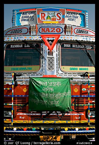 Decorated truck. Fatehpur Sikri, Uttar Pradesh, India (color)