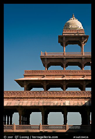 Stories reducing on the Panch Mahal. Fatehpur Sikri, Uttar Pradesh, India (color)