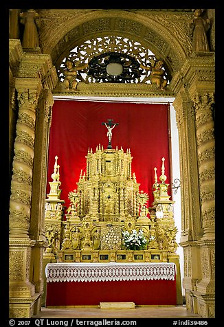 Richly decorated altar, Basilica of Bom Jesus, Old Goa. Goa, India (color)