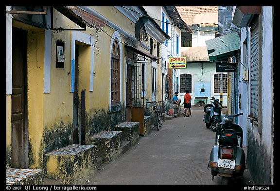 Alley, Panjim (Panaji). Goa, India