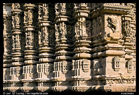 Decorated columns, Duladeo Temple, Southern Group. Khajuraho, Madhya Pradesh, India (color)
