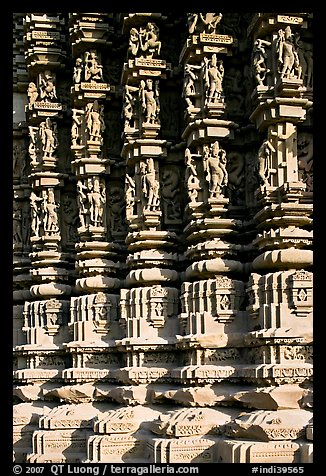 Carved columns, Duladeo Temple, Southern Group. Khajuraho, Madhya Pradesh, India (color)