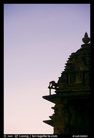 Temple profile, Western Group, sunset. Khajuraho, Madhya Pradesh, India (color)