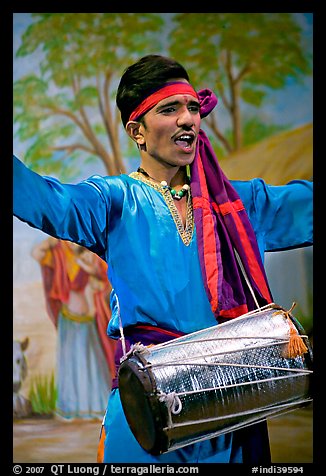 Man performing at Kandariya art and culture show. Khajuraho, Madhya Pradesh, India (color)