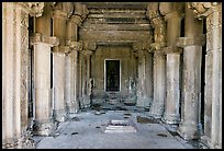 Mandapa inside Kadariya-Mahadeva temple. Khajuraho, Madhya Pradesh, India (color)