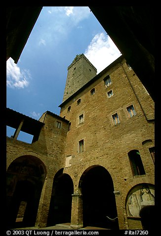 Torre Grossa. San Gimignano, Tuscany, Italy (color)