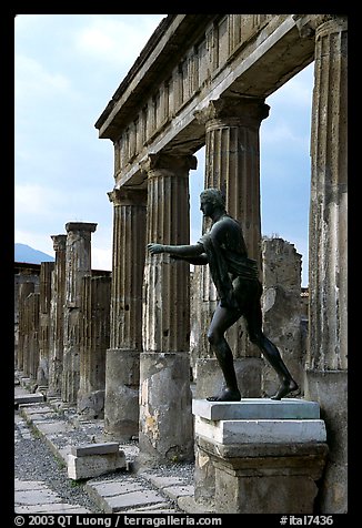 Tempio di Apollo (Temple of Apollon). Pompeii, Campania, Italy (color)
