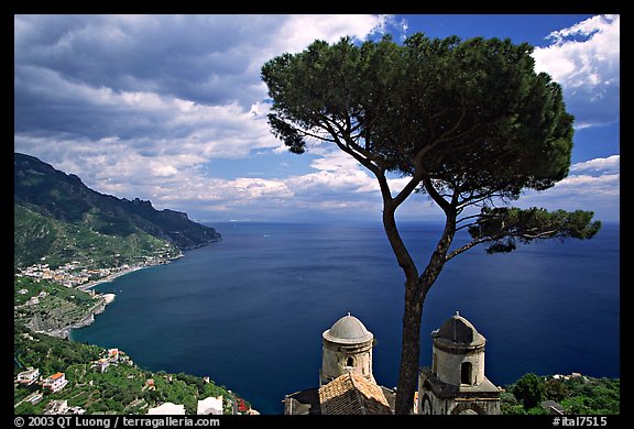 Mediterranean seen from the terraces of Villa Rufulo, Ravello. Amalfi Coast, Campania, Italy