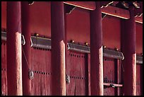 Pilars and bays of main shrine, Jongmyo. Seoul, South Korea