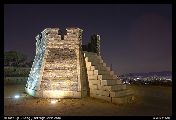 Seonodae (crossbow tower) at night, Suwon Hwaseong Fortress. South Korea (color)