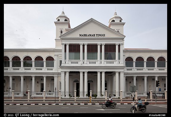 Mahkamah Tinggi colonial-style supreme court. George Town, Penang, Malaysia