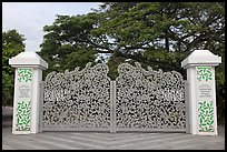 Entrance of Singapore Botanical Gardens. Singapore (color)