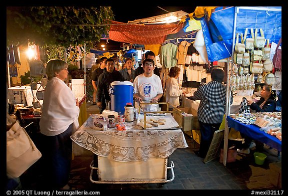 Mobile food vendor and craft night market, Tlaquepaque. Jalisco, Mexico (color)