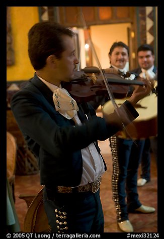 Mariachi violonist, Tlaquepaque. Jalisco, Mexico (color)