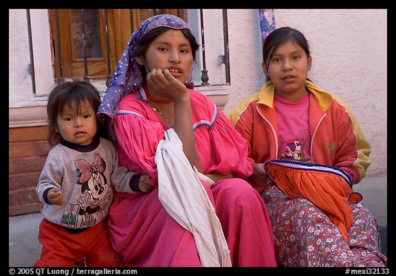 Woman in tradtional costume and girls, Tonala. Jalisco, Mexico