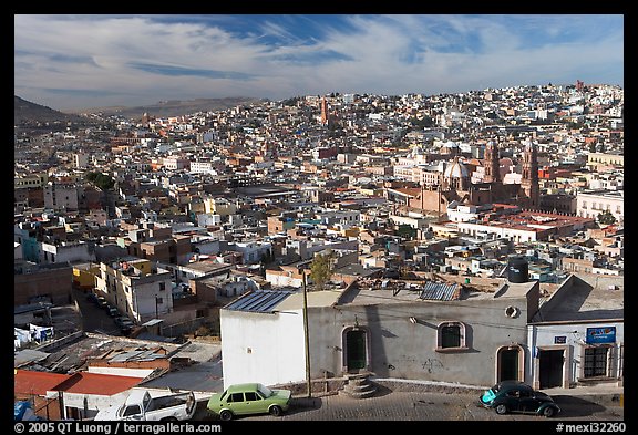 Panoramic view of the town from Paseo La Buffa. Zacatecas, Mexico (color)