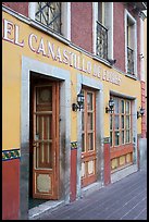 Restaurant El Canastillo de Flores on Plaza de la Paz. Guanajuato, Mexico