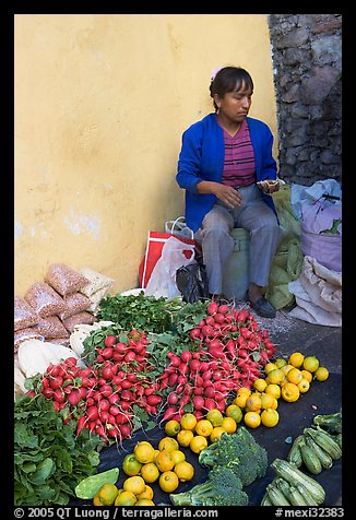 Vegetable street vendor. Guanajuato, Mexico