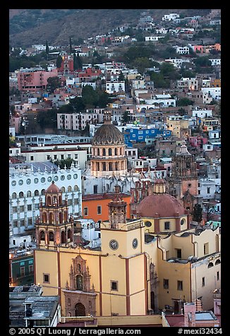 Basilic Nuestra Senora de Guanajuato and Templo La Compania at dawn. Guanajuato, Mexico (color)