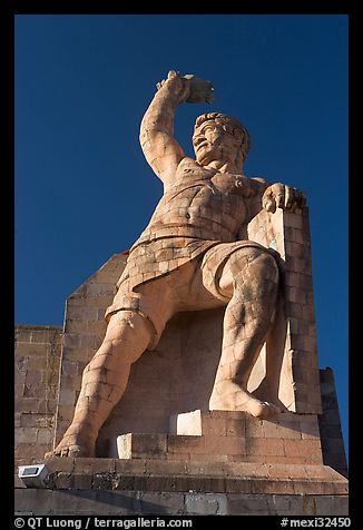 Pipila monument. Guanajuato, Mexico (color)