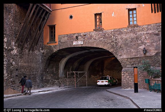 Entrance of one of the subterranean streets with a house built above. Guanajuato, Mexico (color)